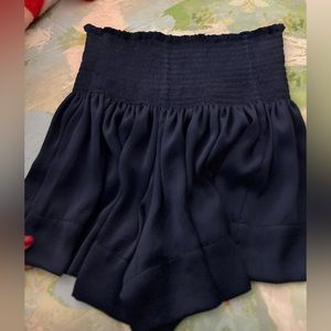 NAVY KOCH SKIRT. size S